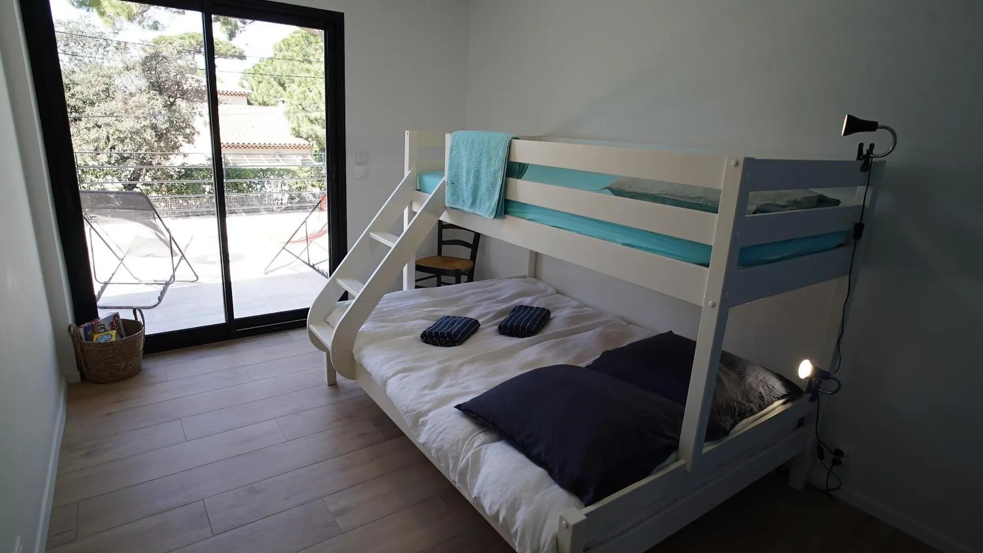 Holiday home Villa Les Pesquiers Hyeres